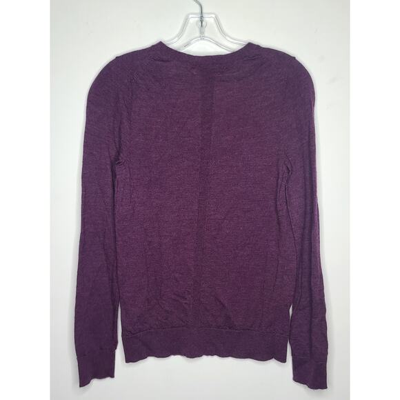 Banana Republic merino wool long sleeve v-neck sweater - small - Picture 4 of 4